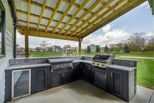 2604 NE 13th Court, Ankeny, IA 50021