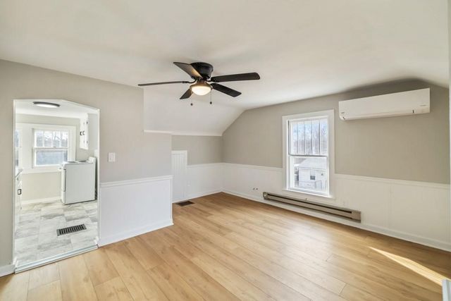 1242 Mckinley Avenue, Des Moines, IA 50315