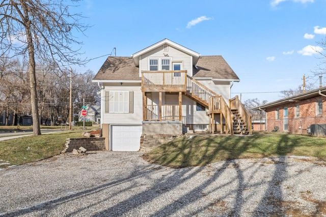 1242 Mckinley Avenue, Des Moines, IA 50315