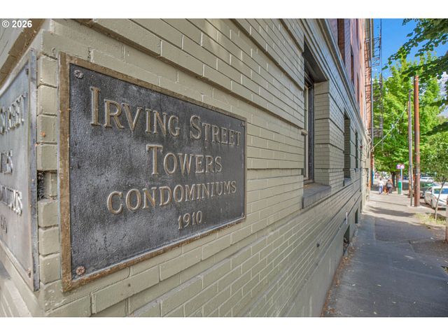 2109 Nw IRVING St 102, Portland, OR 97210