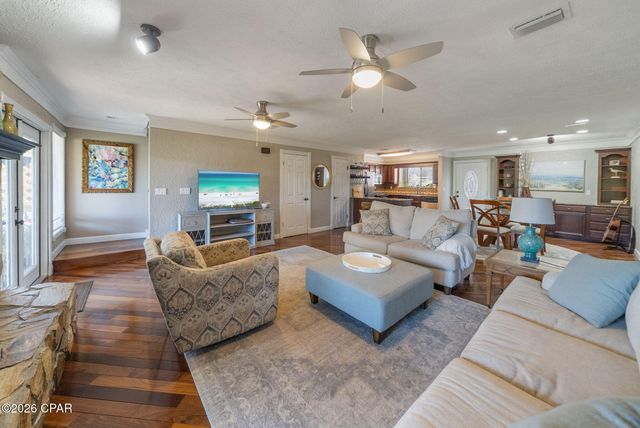 4915 S Lakewood Drive, Panama City, FL 32404