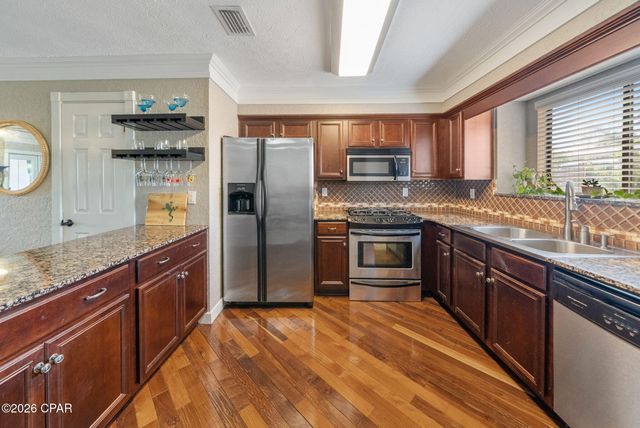 4915 S Lakewood Drive, Panama City, FL 32404