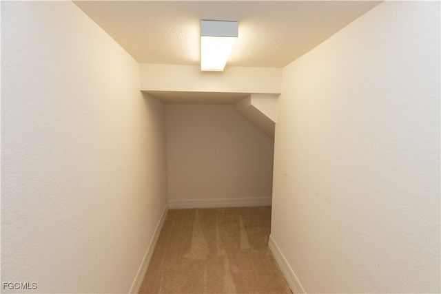 11660 Meadowrun CIR, Fort Myers, FL 33913