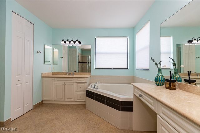 11660 Meadowrun CIR, Fort Myers, FL 33913