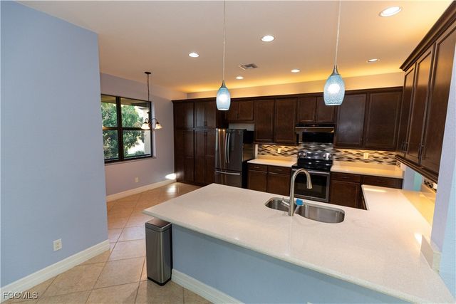 11660 Meadowrun CIR, Fort Myers, FL 33913