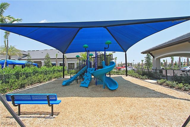 11660 Meadowrun CIR, Fort Myers, FL 33913