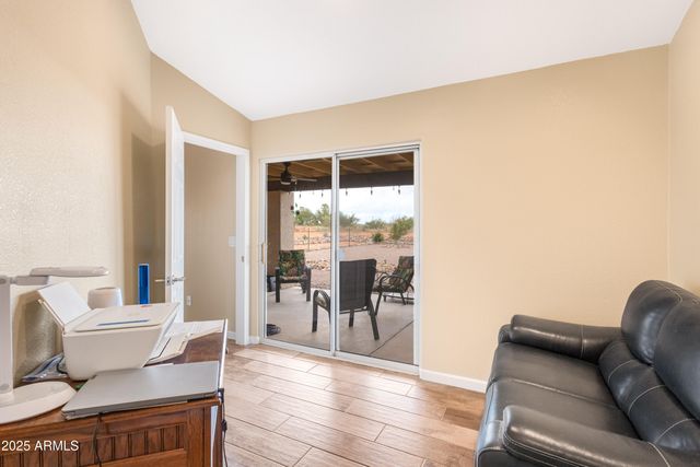 10293 E WHITE WOLF Run, Hereford, AZ 85615