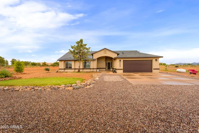 10293 E WHITE WOLF Run, Hereford, AZ 85615