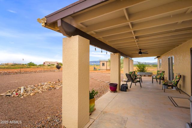10293 E WHITE WOLF Run, Hereford, AZ 85615