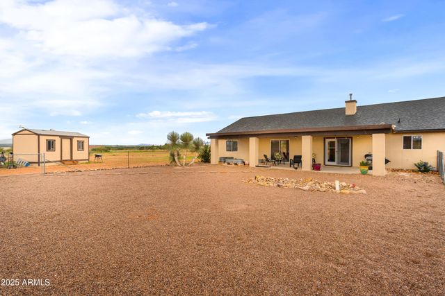 10293 E WHITE WOLF Run, Hereford, AZ 85615