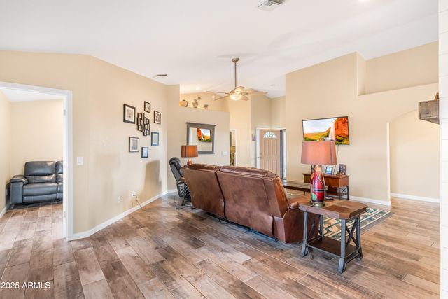 10293 E WHITE WOLF Run, Hereford, AZ 85615