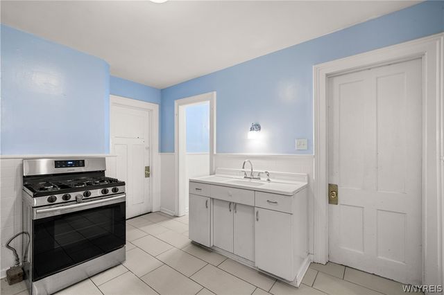 248 Auburn Avenue, Buffalo, NY 14213