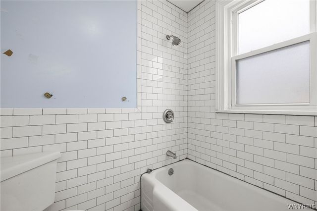 248 Auburn Avenue, Buffalo, NY 14213