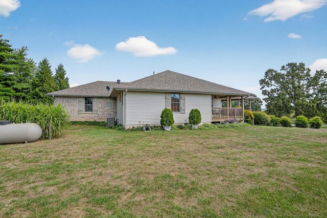 987 Cleveland Road, Houston, MO 65483