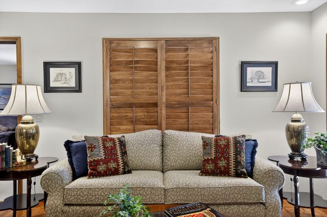 987 Cleveland Road, Houston, MO 65483