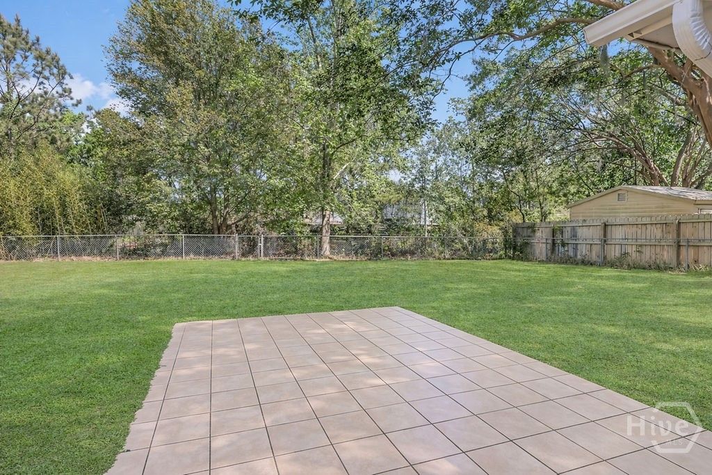Image 10 of property listing at 831 Osprey Drive, Richmond Hill, GA 31324