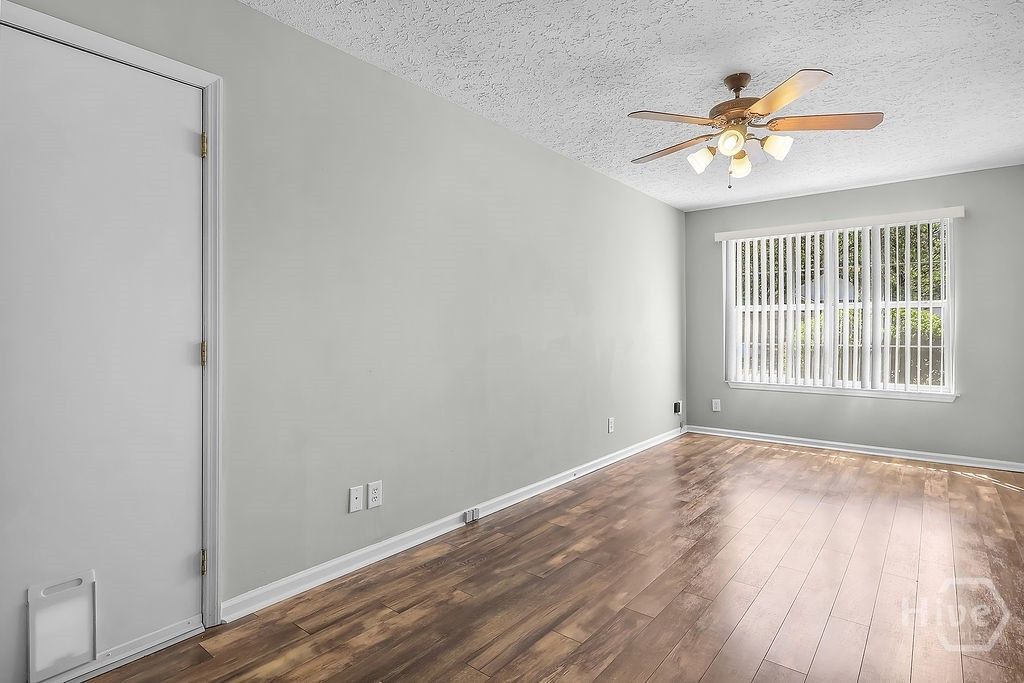Image 42 of property listing at 831 Osprey Drive, Richmond Hill, GA 31324