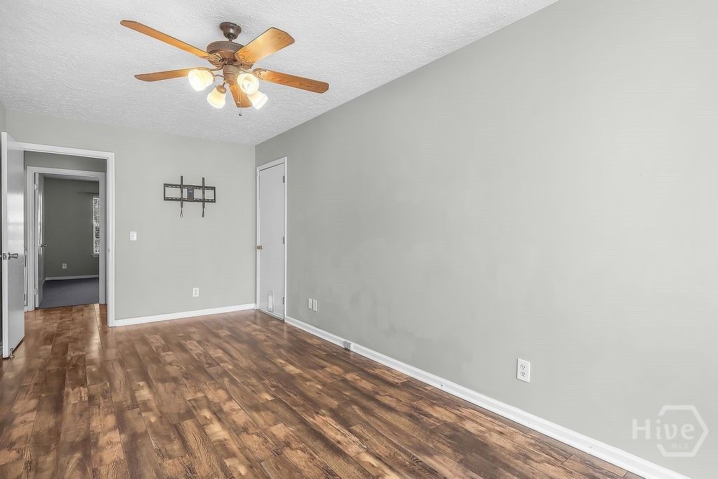 Image 45 of property listing at 831 Osprey Drive, Richmond Hill, GA 31324