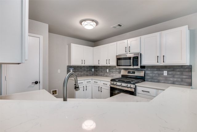 7301 Dartmouth Drive, Rowlett, TX 75089