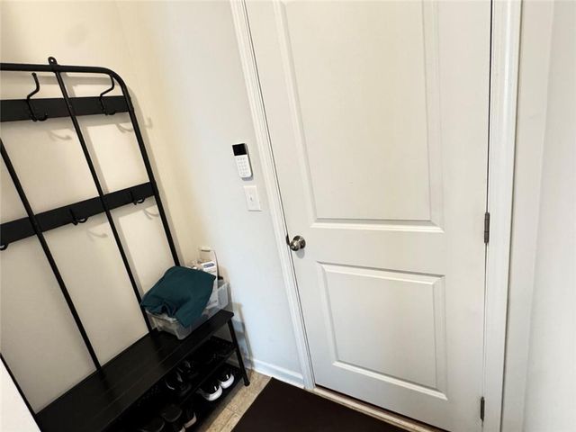 564 Victoria Heights Drive, Dallas, GA 30132