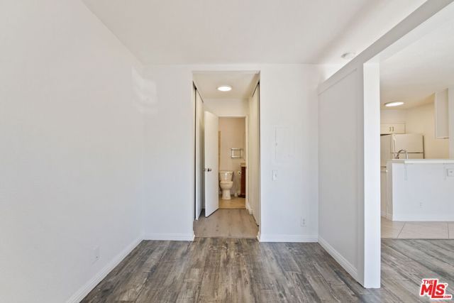 20234 Cantara Street 130, Winnetka (los Angeles), CA 91306