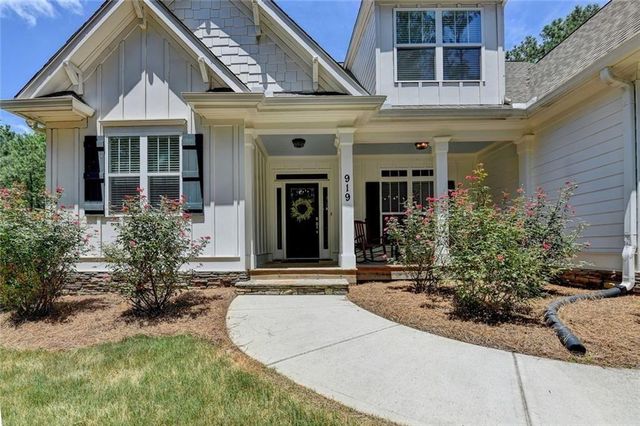 919 Fields Chapel Road, Canton, GA 30114