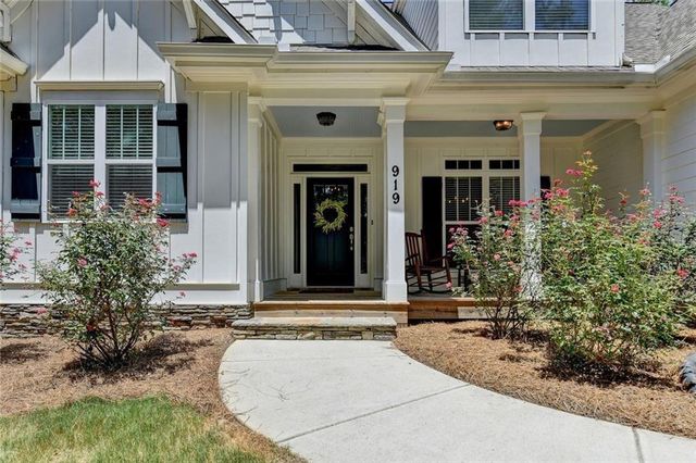 919 Fields Chapel Road, Canton, GA 30114