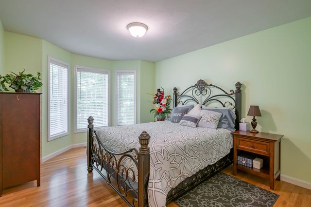 120 Camp Sargent Road, Merrimack, NH 03054