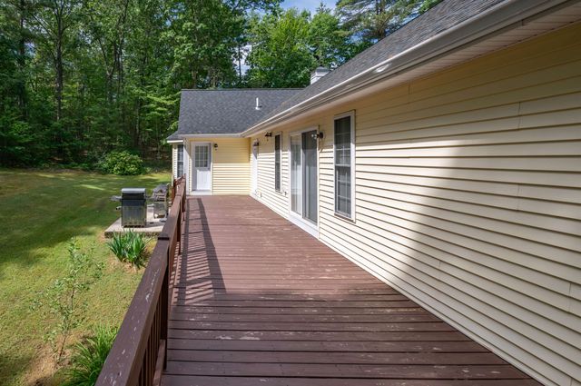 120 Camp Sargent Road, Merrimack, NH 03054