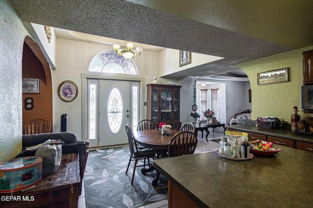 560 Fray Olguin Court, Socorro, TX 79927