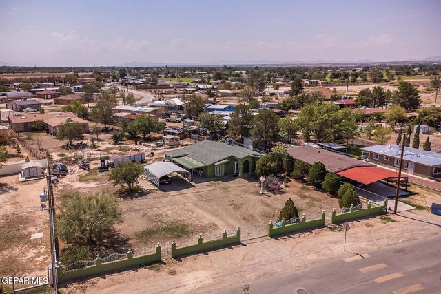 560 Fray Olguin Court, Socorro, TX 79927