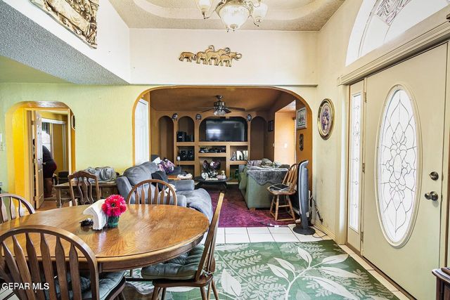 560 Fray Olguin Court, Socorro, TX 79927