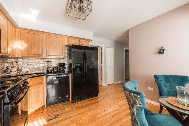 45 Aegina Court, Tinley Park, IL 60477