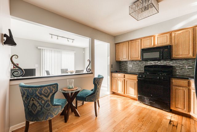 45 Aegina Court, Tinley Park, IL 60477