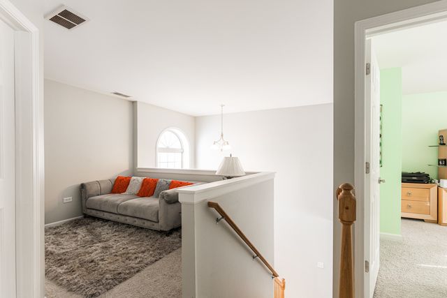 45 Aegina Court, Tinley Park, IL 60477