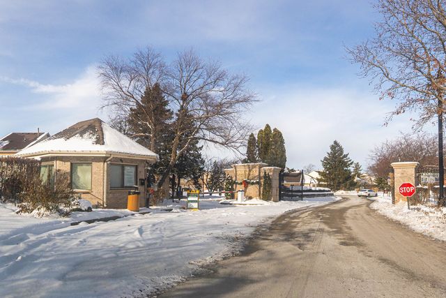 45 Aegina Court, Tinley Park, IL 60477