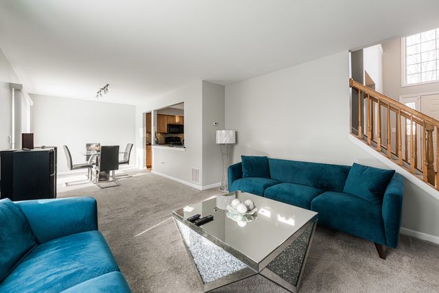 45 Aegina Court, Tinley Park, IL 60477