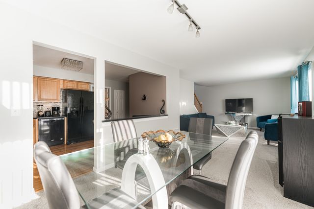 45 Aegina Court, Tinley Park, IL 60477