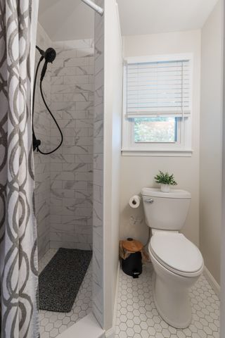 2015 Highway 70, W, Dickson, TN 37055