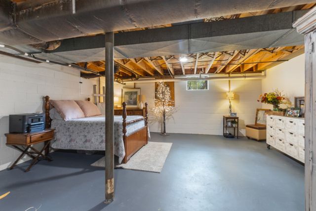 2015 Highway 70, W, Dickson, TN 37055