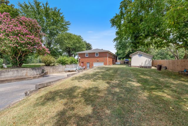 2015 Highway 70, W, Dickson, TN 37055