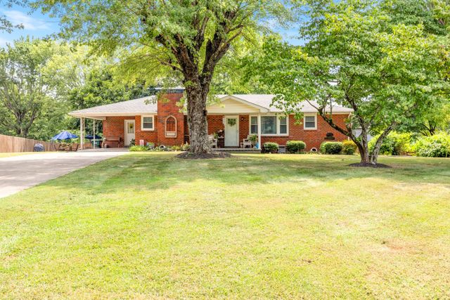 2015 Highway 70, W, Dickson, TN 37055