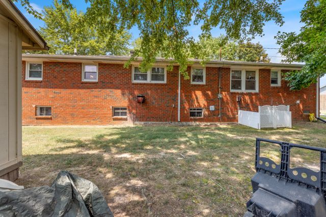 2015 Highway 70, W, Dickson, TN 37055