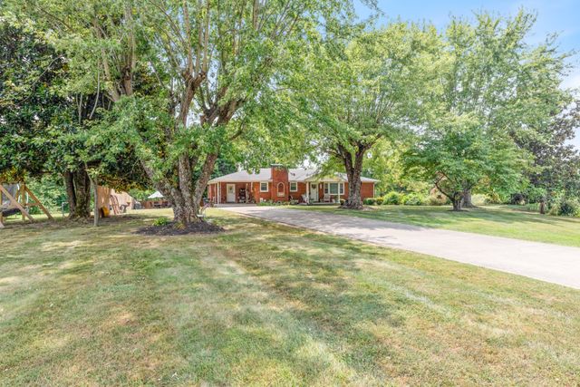 2015 Highway 70, W, Dickson, TN 37055