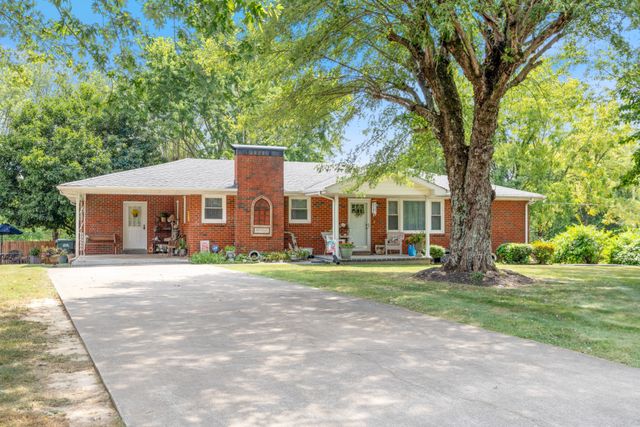 2015 Highway 70, W, Dickson, TN 37055