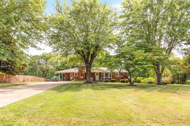 2015 Highway 70, W, Dickson, TN 37055