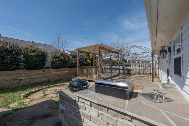 508 Sierra Ridge Court, Moore, SC 29369