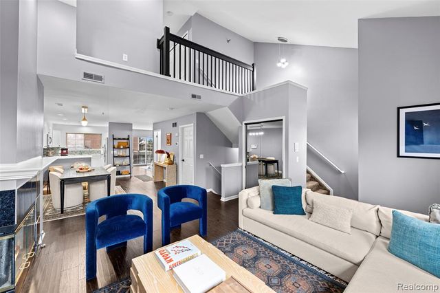 22195 W Village Drive, Dearborn, MI 48124