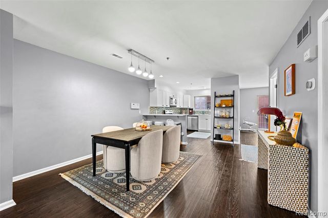 22195 W Village Drive, Dearborn, MI 48124