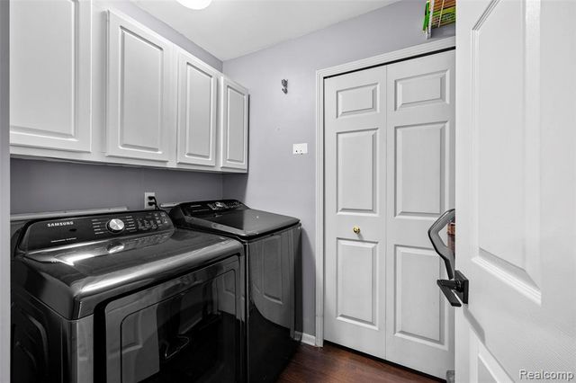 22195 W Village Drive, Dearborn, MI 48124